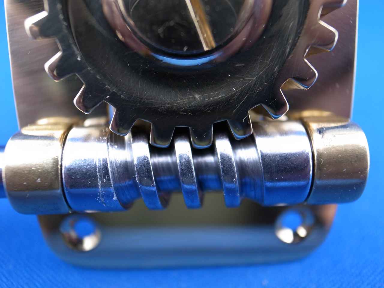 画像: ルブナーコントラバスマシンヘッド・シングル・メタルウォーム・フレンチ Rubner Bass Machine-head French metal worm gear4430