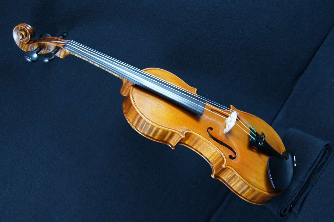 画像: ForestViolin工房ClassA1/4サイズバイオリン（ケース付・弓無し）