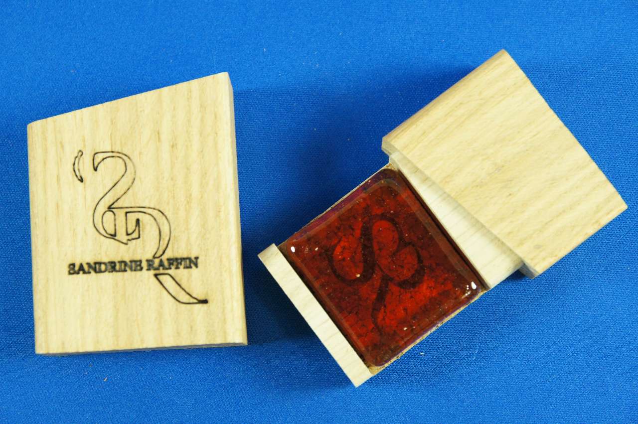 画像: Ｓ．ラファン松脂／バイオリン・ビオラ・チェロ S.Raffin Rosin Woodenbox