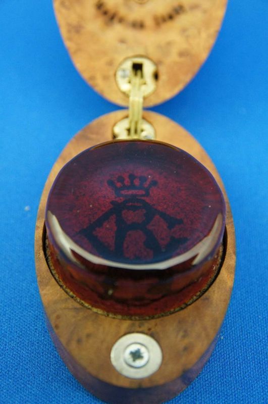 画像: ボガーロ＆クレメンテ・オーバルシェイプ松脂／ビオラ Bogaro＆Clemente Oval Shape Va Rosin