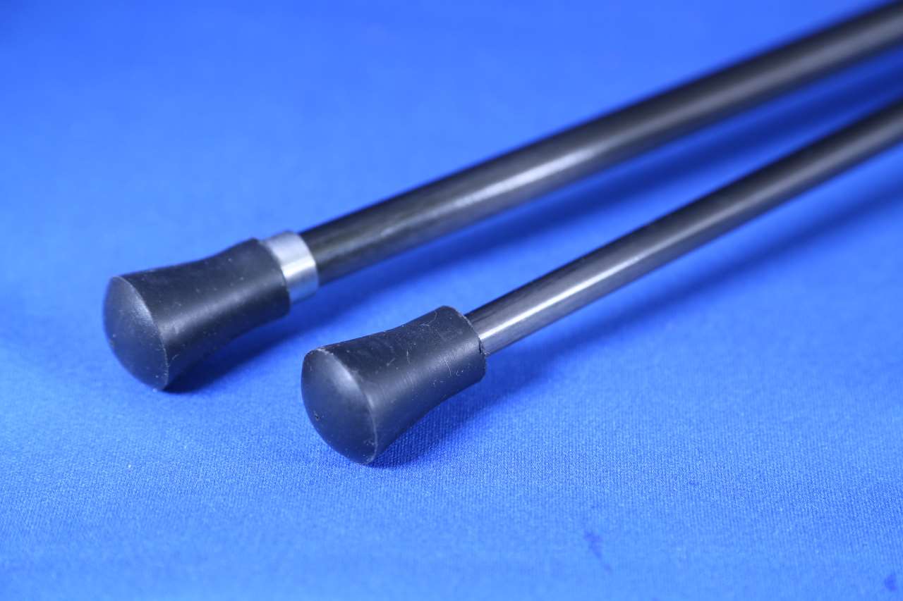 画像: ソリッドカーボンファイバエンドピン ロッド 直径 8, 10mm New Harmony Music Carbon Fiber Cello Endpin rod with heat-treated metal tip 