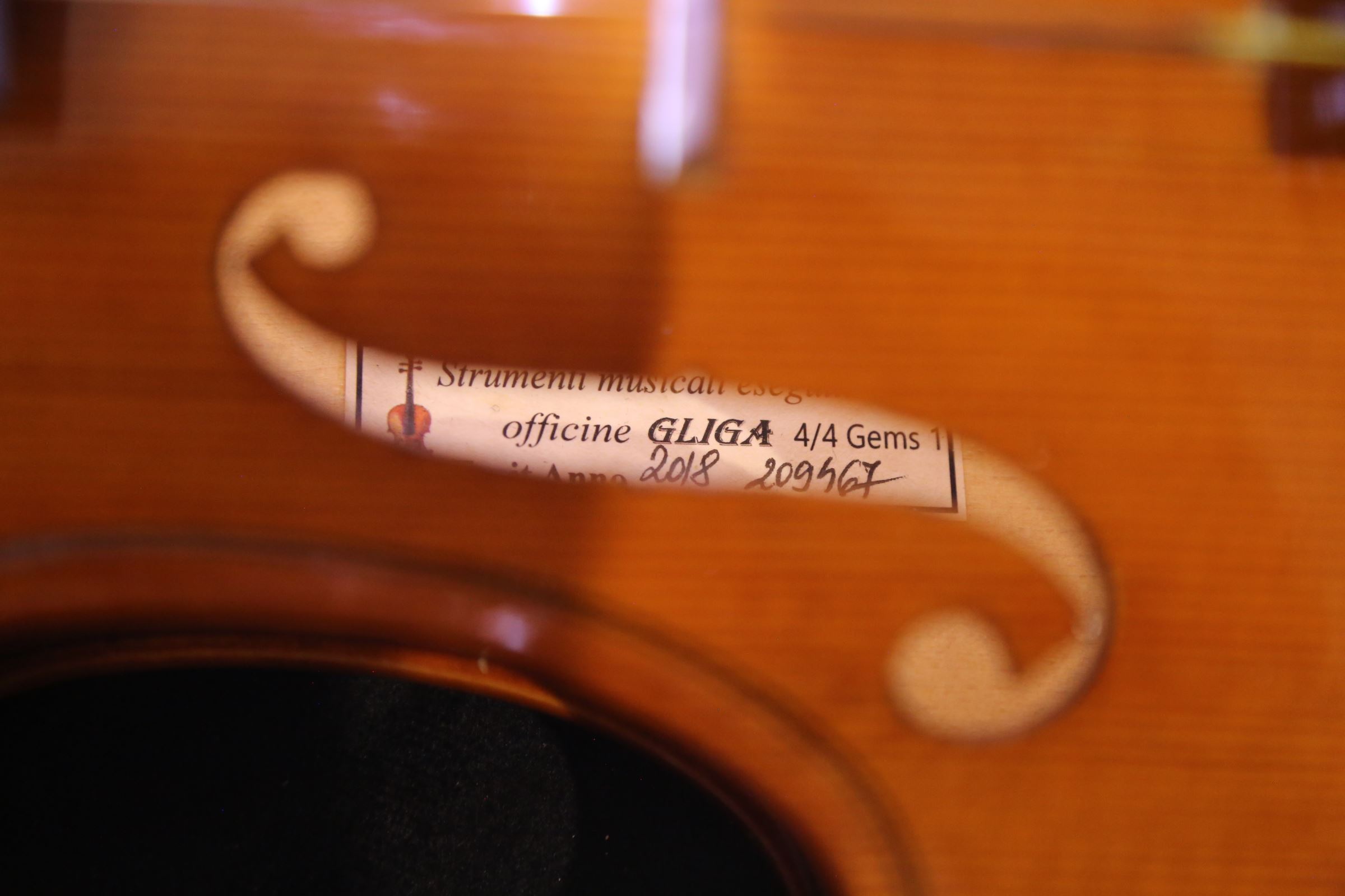 画像: グリガ バイオリン ゲムス４／４ Gliga Violin Gems ルーマニア製
