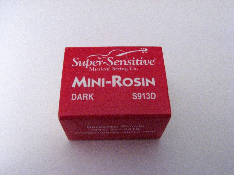 画像: スーパーセンシティブ ミニダーク松脂／バイオリン・ビオラ・チェロ Super Sensitive Mini-Rosin S913D Dark