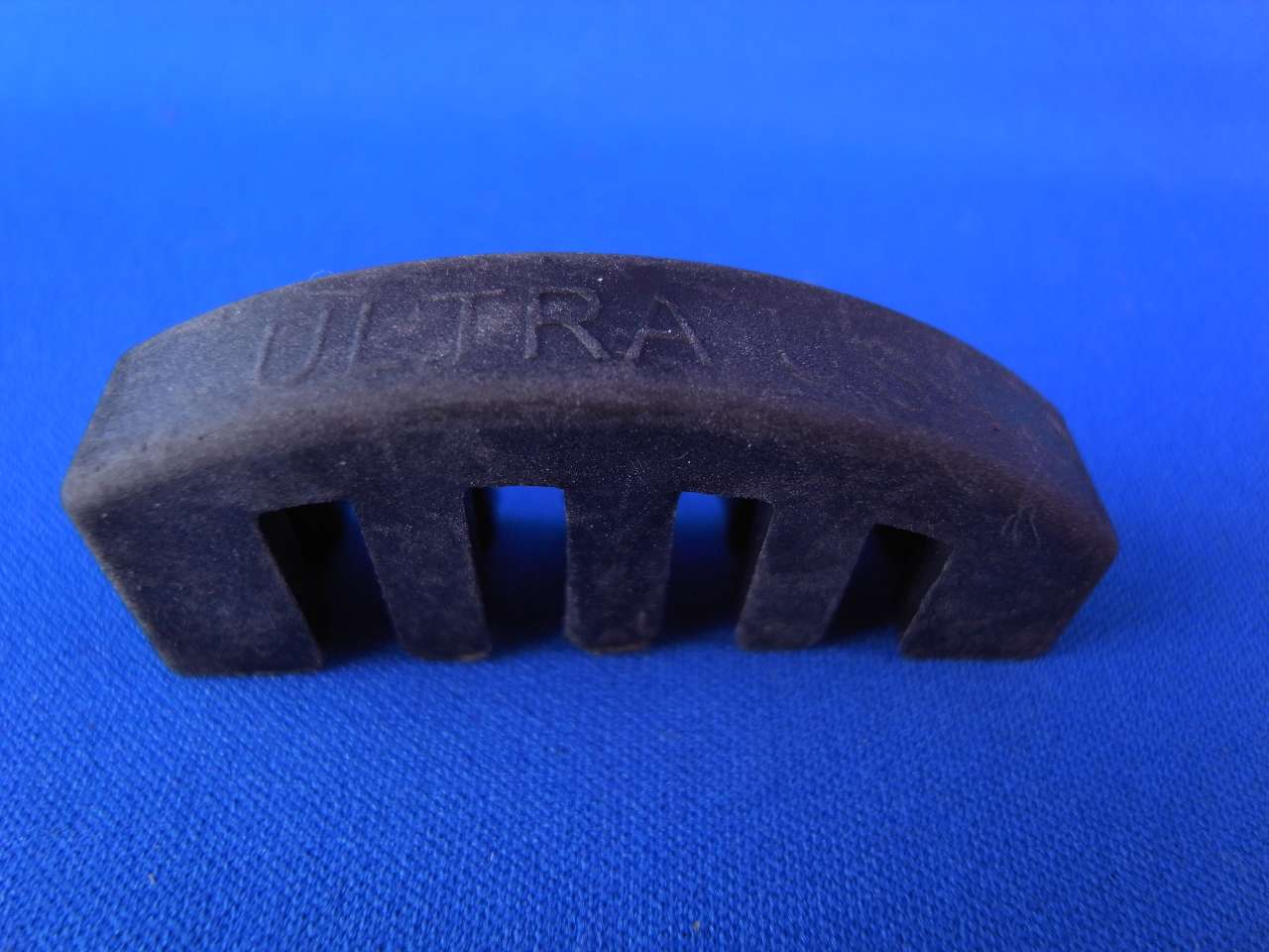 画像1: バイオリンミュート　ウルトラ 分数サイズ3/4-1/2 Fractional Violin Mute Ultra