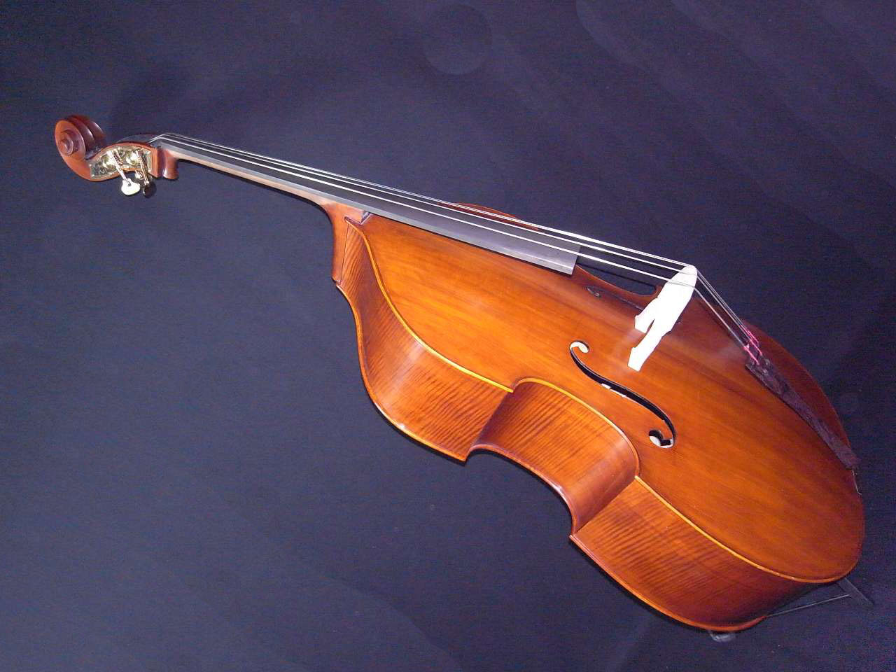 画像: Ma Zhibin 1/2 Size Gamba Shape Advance level Doublebass / Ｍａ工房アドバンスレベル・コントラバス・１／２サイズ・ガンバシェイプ